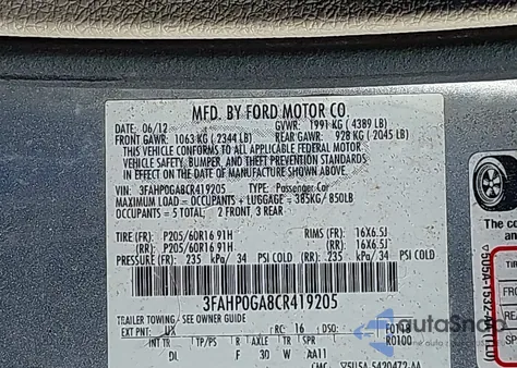 2012 Ford Fusion S из США, поврежденный, VIN 3FAHP0GA8CR419205